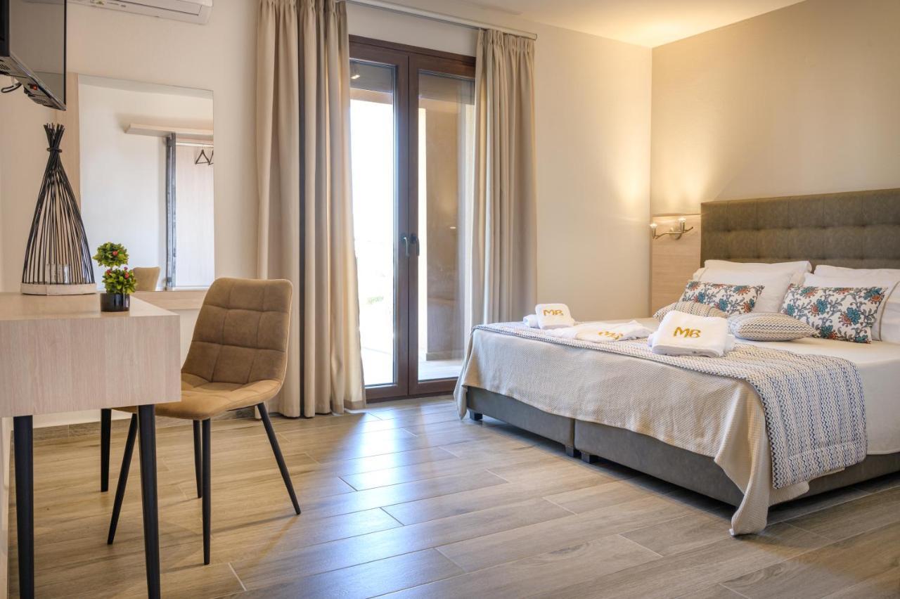 M&B Boutique Apartments Nea Roda Exterior foto